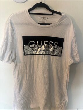 GUESS White Short-Sleeve Tee with Black and Silver Logo